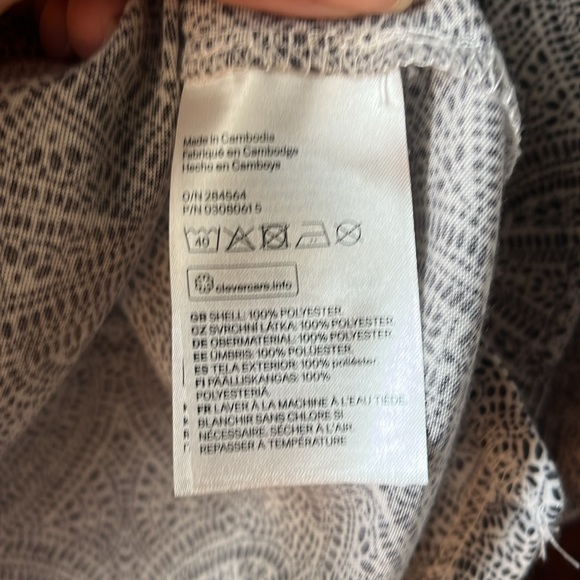 H&M blouse - Picture 7 of 7